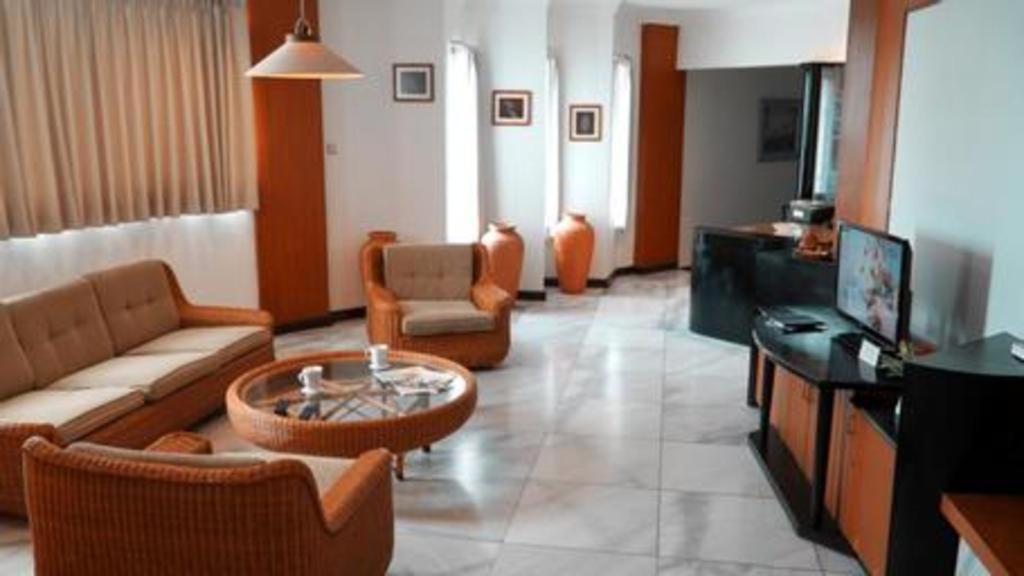 Bentani Hotel & Residence Cirebon Εξωτερικό φωτογραφία