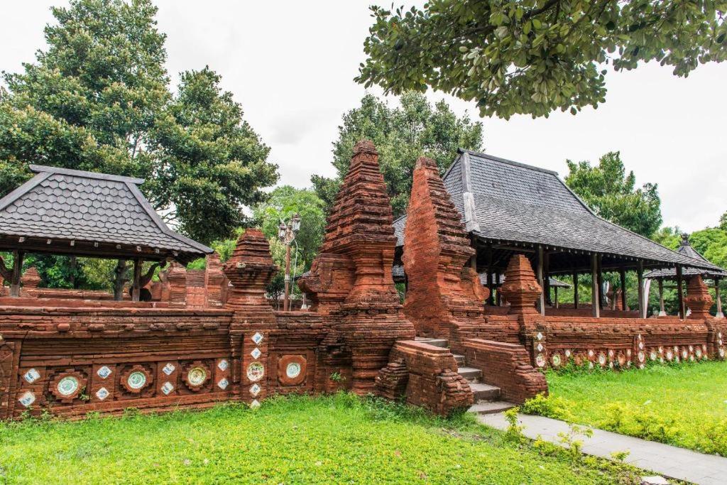 Bentani Hotel & Residence Cirebon Εξωτερικό φωτογραφία