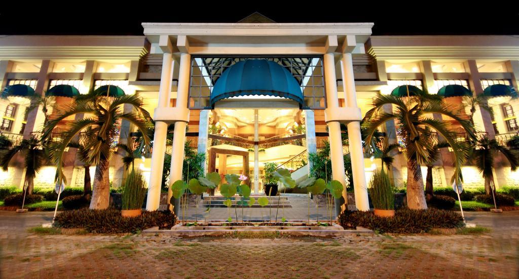 Bentani Hotel & Residence Cirebon Εξωτερικό φωτογραφία
