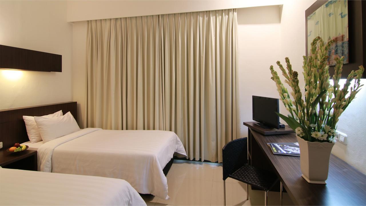 Bentani Hotel & Residence Cirebon Εξωτερικό φωτογραφία