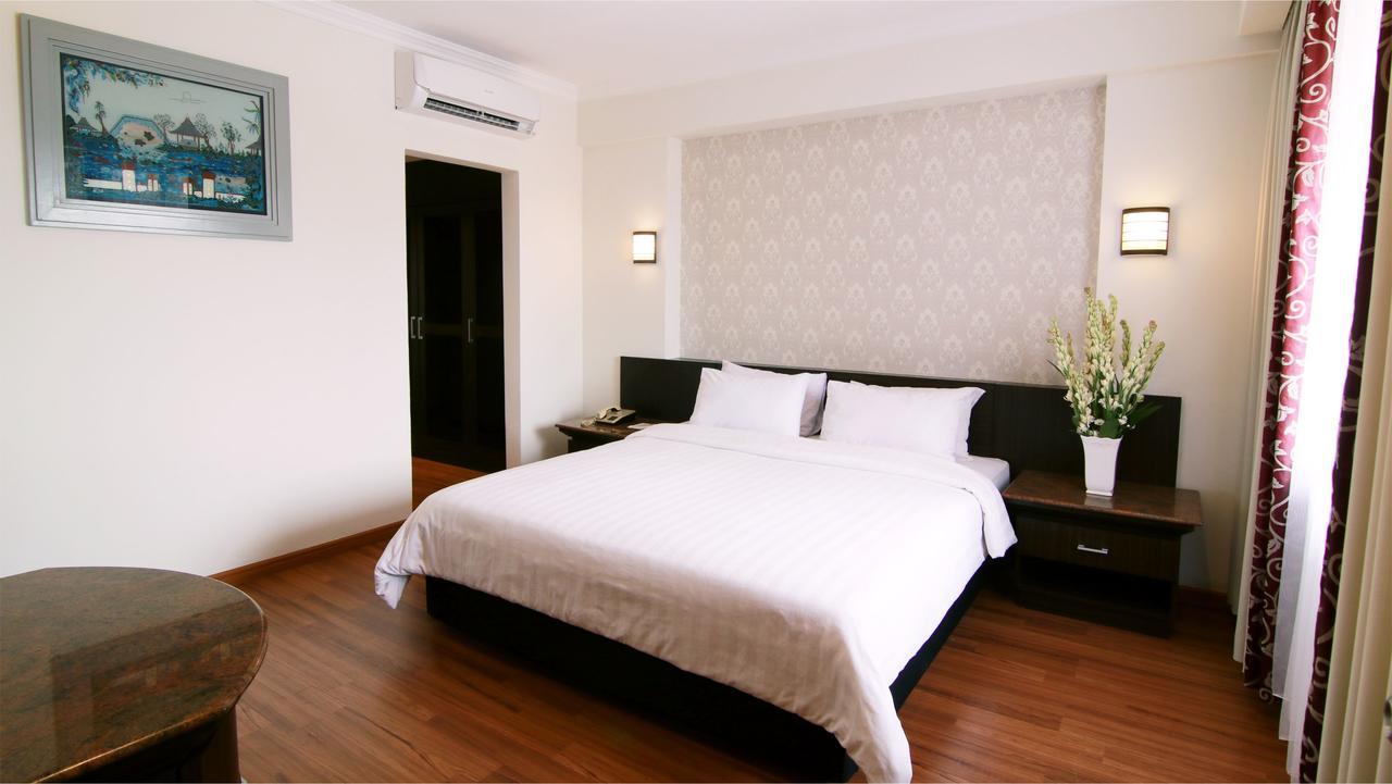 Bentani Hotel & Residence Cirebon Εξωτερικό φωτογραφία