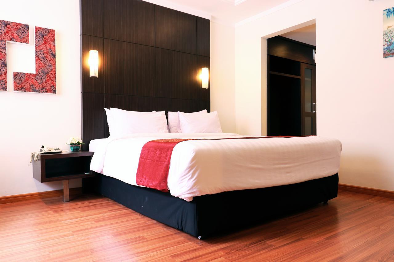 Bentani Hotel & Residence Cirebon Εξωτερικό φωτογραφία