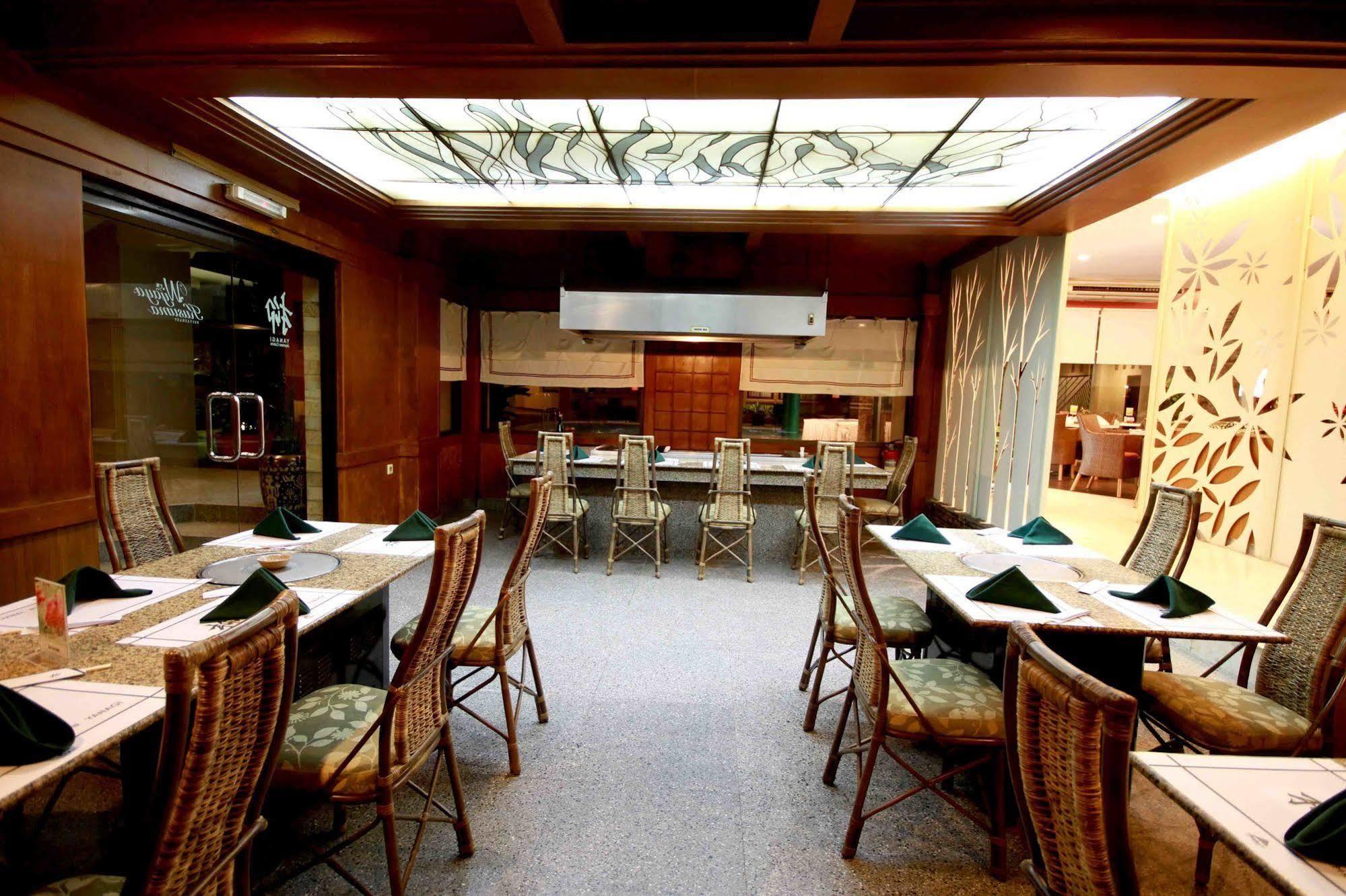 Bentani Hotel & Residence Cirebon Εξωτερικό φωτογραφία