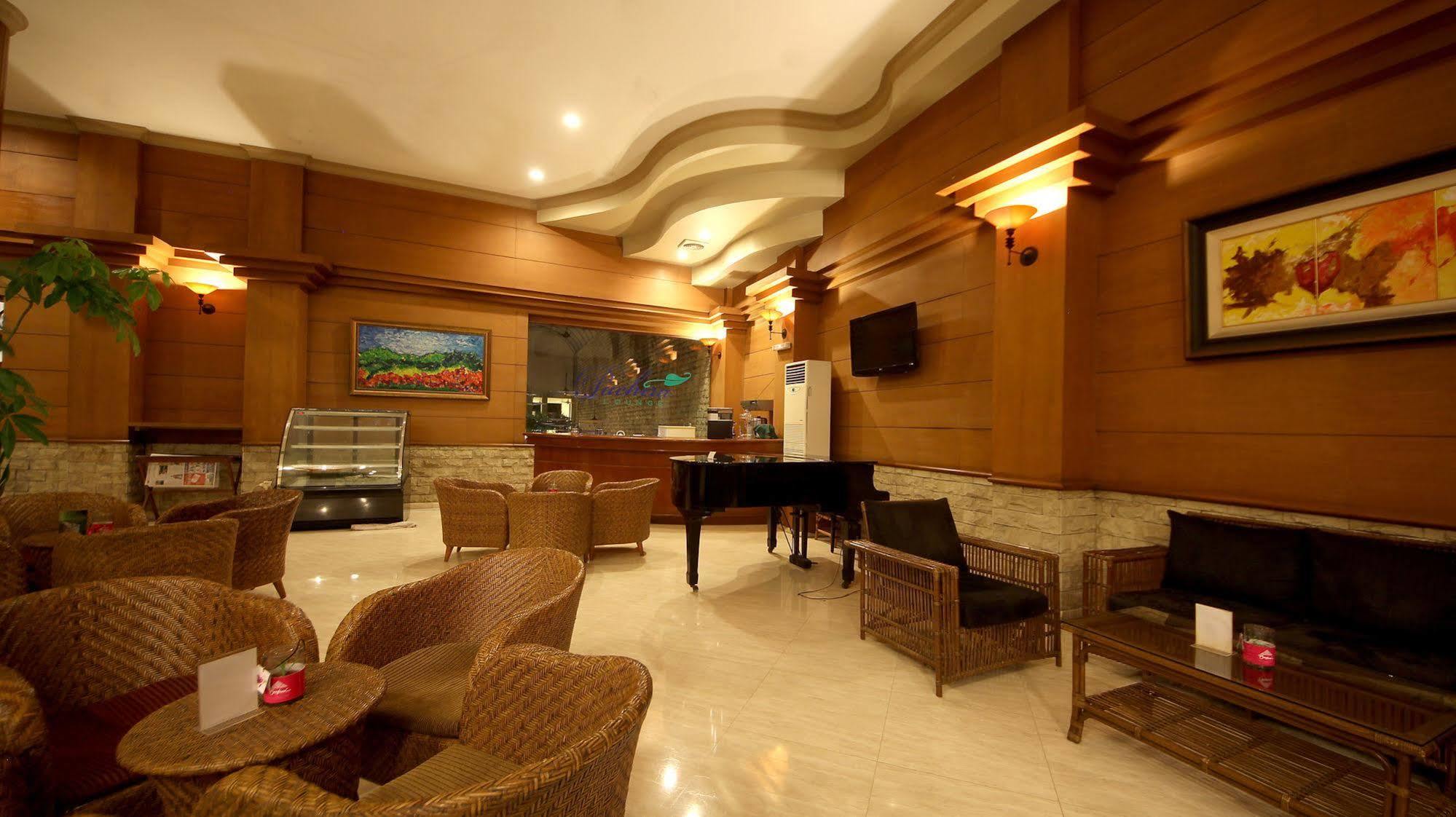 Bentani Hotel & Residence Cirebon Εξωτερικό φωτογραφία